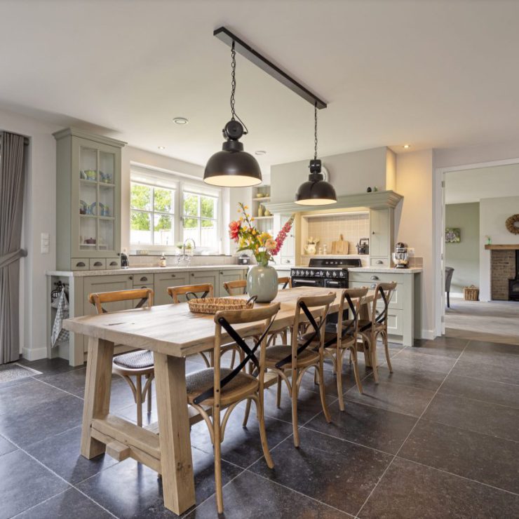 landelijke keuken met eettafel