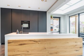 Minimalistische en tijdloze keuken