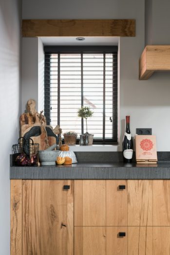 stoere keuken met robuust werkblad