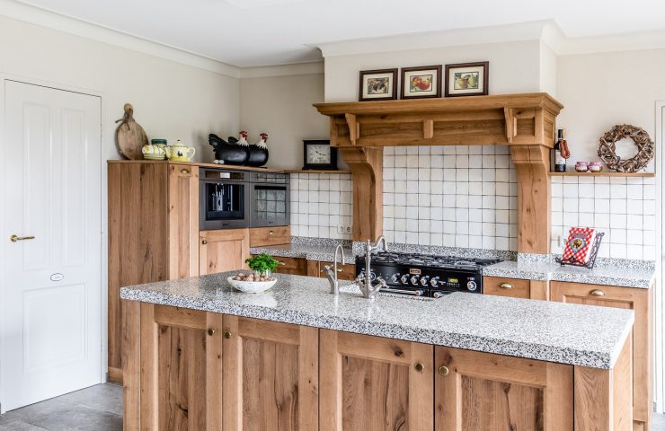 Landelijke keuken met kookeiland