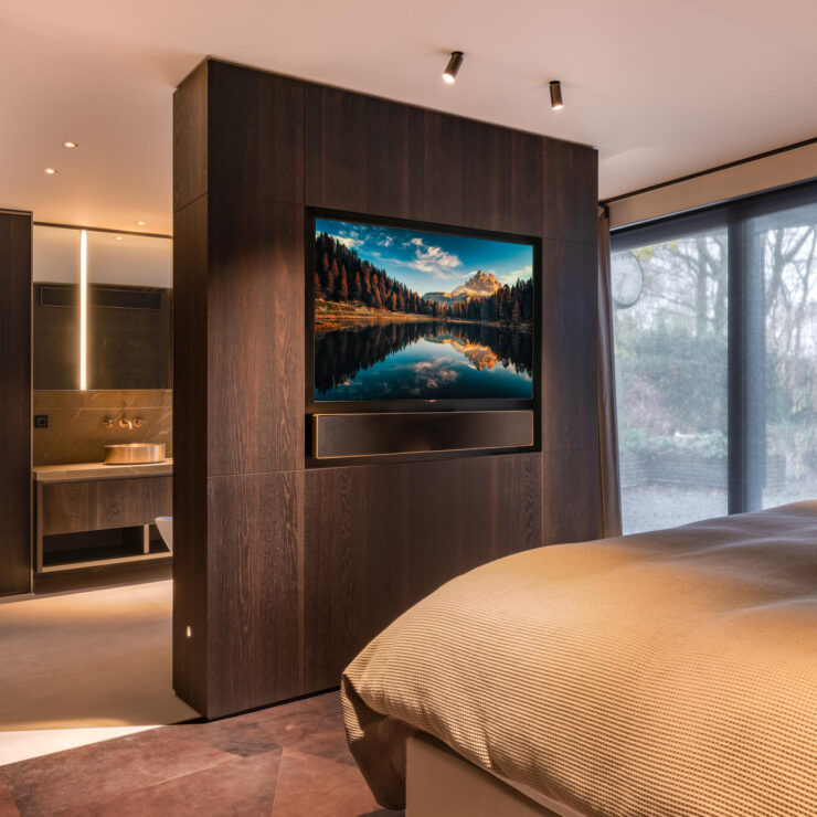 Slaapkamer met TV-meubel
