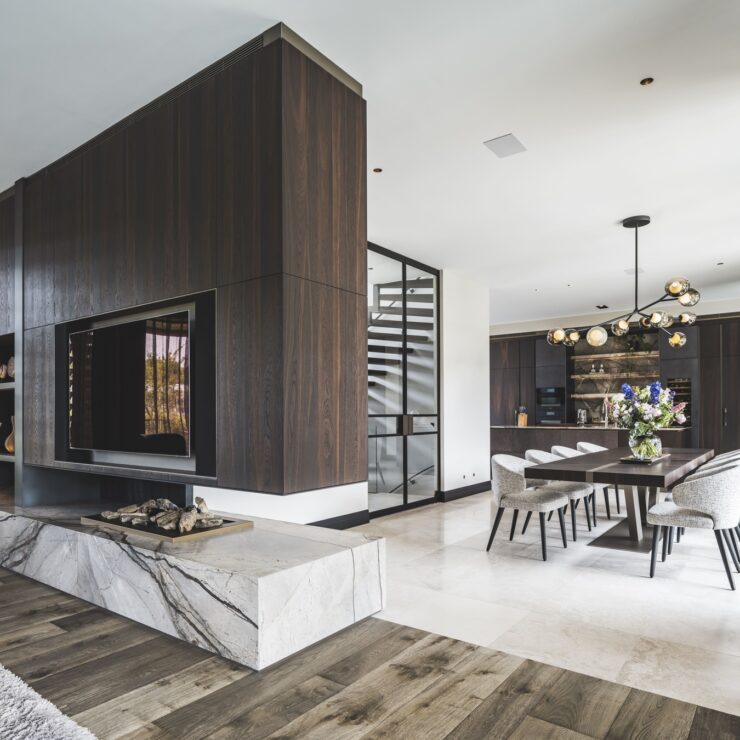 roomdivider met eettafel