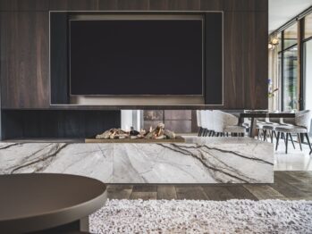 roomdivider met haard en TV-meubel