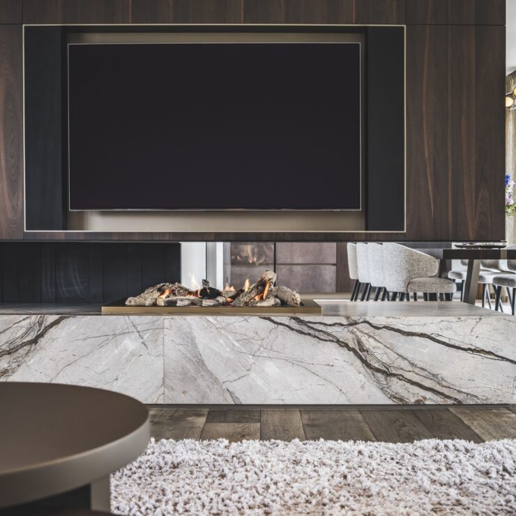 roomdivider met haard en TV-meubel