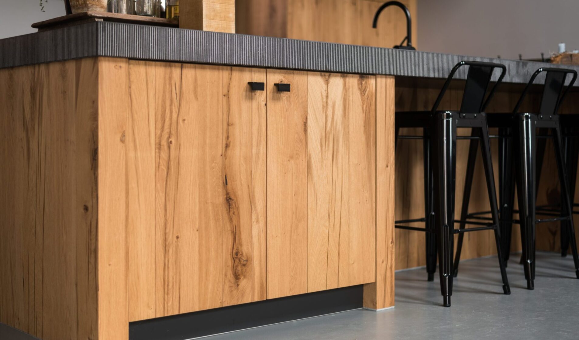 robuust kookeiland met bar