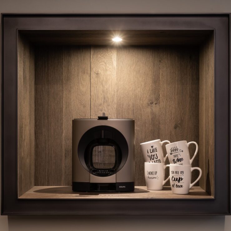koffiehoek in luxueuze keuken