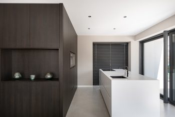 minimalistische maatwerkkeuken